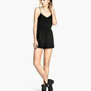 SALE🔥 H&M Black Romper